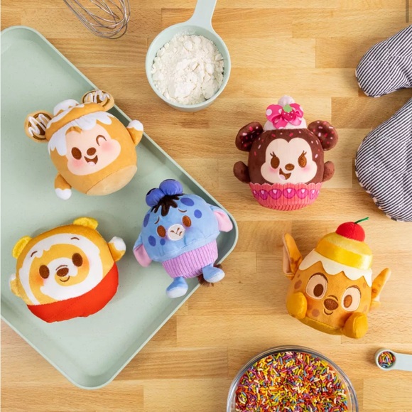 Disney Munchlings Mystery Scented Plush–Baked Treats–Micro 4 3/4'' (NWT) Sealed - Picture 4 of 8